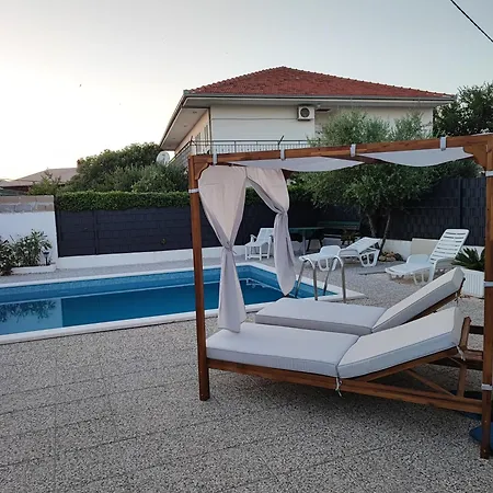 Toni * Trogir