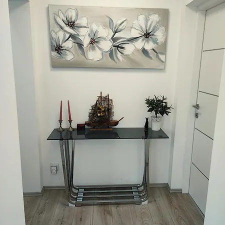 Apartment Modern With Pool Near Free Parking Trogir